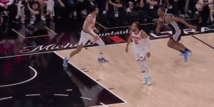 九游娱乐app下载-总决赛1-0！末节之王大爆发！文班亚马致命失误|尼克斯|马刺|布伦森|唐斯|沙梅特_新浪体育_新浪新闻